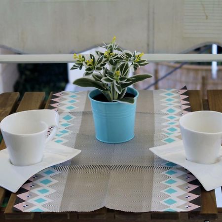 Cozy Studio Apartment In Pireus Luaran gambar