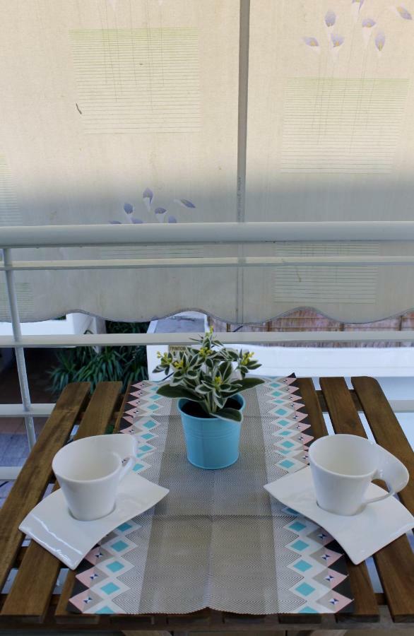 Cozy Studio Apartment In Pireus Luaran gambar