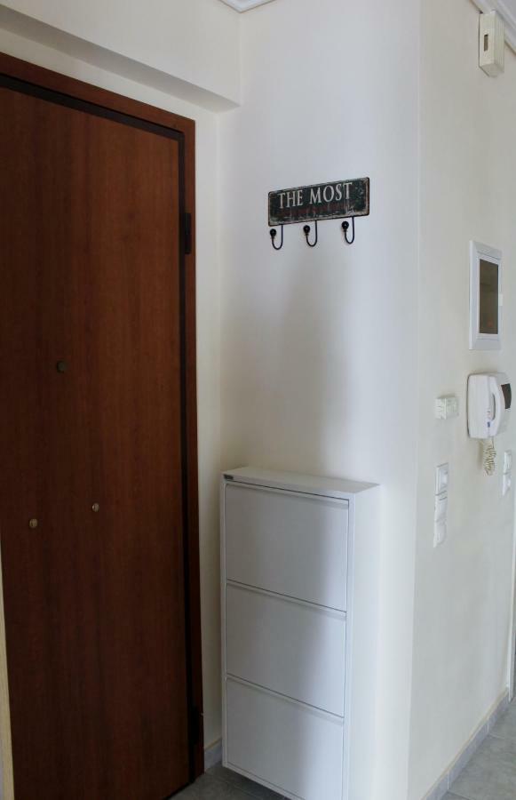 Cozy Studio Apartment In Pireus Luaran gambar