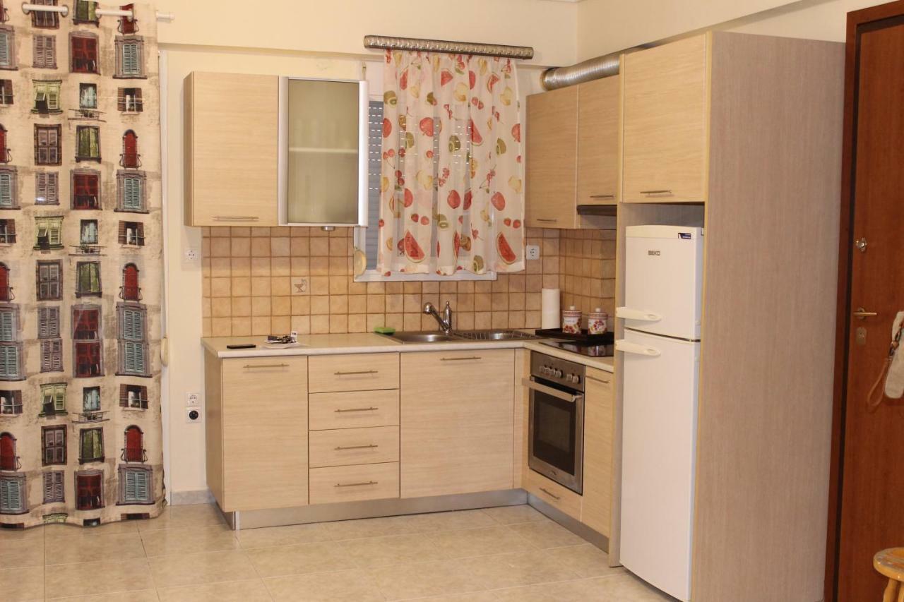 Cozy Studio Apartment In Pireus Luaran gambar