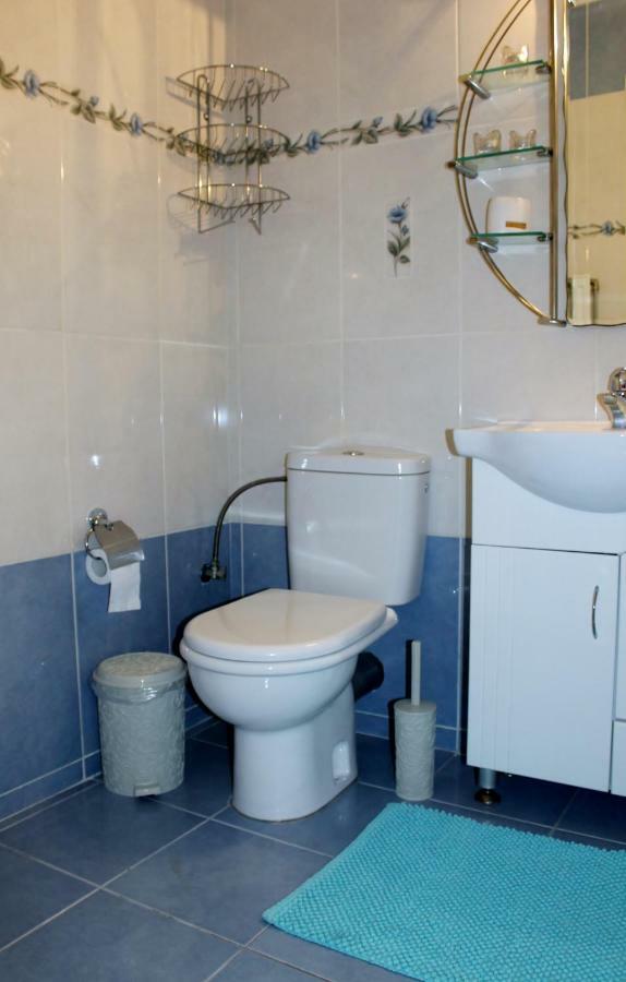 Cozy Studio Apartment In Pireus Luaran gambar