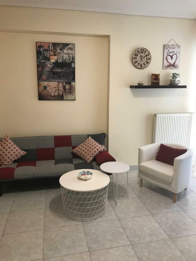 Cozy Studio Apartment In Pireus Luaran gambar