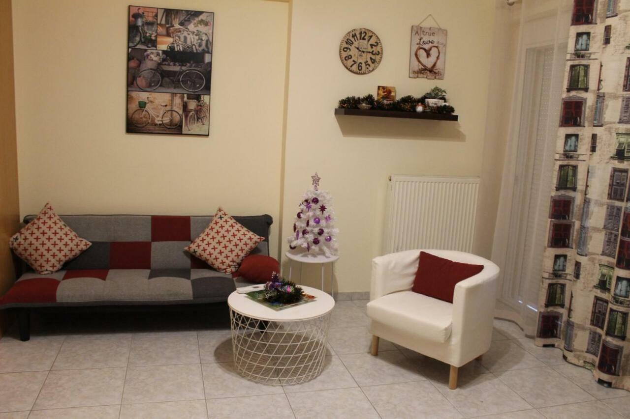 Cozy Studio Apartment In Pireus Luaran gambar