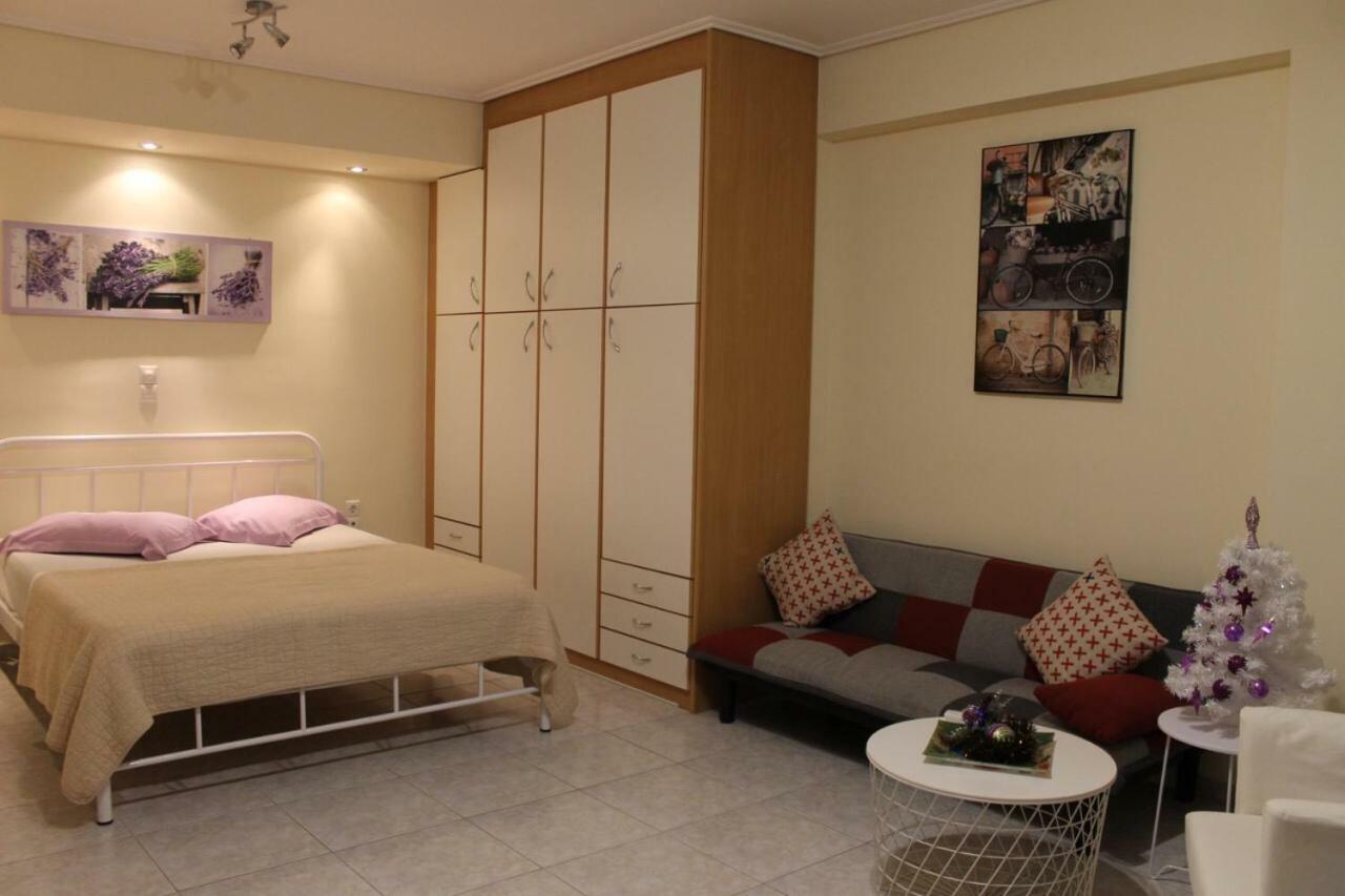Cozy Studio Apartment In Pireus Luaran gambar